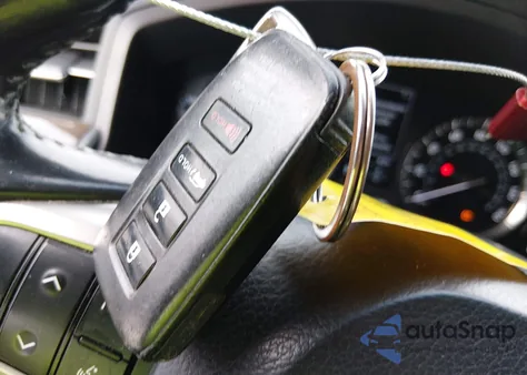 2016 Lexus Lx 570 z USA, uszkodzony, nr VIN JTJHY7AX8G4199718